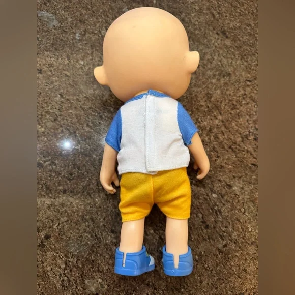 CoComelon Official Deluxe Interactive JJ Doll with Sounds - Picture 7 of 9